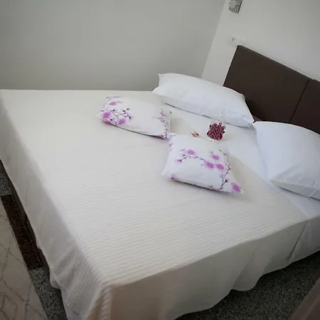 Lux Gama Appartement *