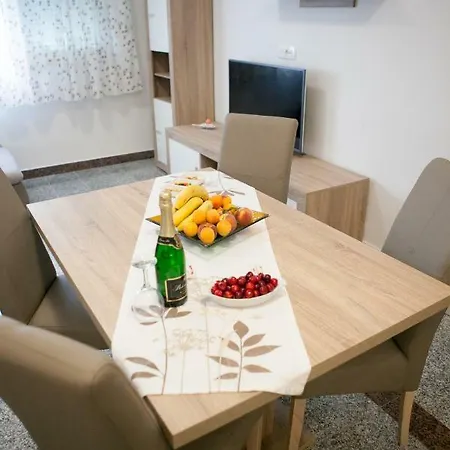 Lux Gama Appartement *